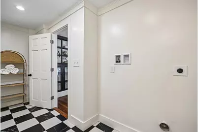 254 Russell St, Woburn, MA 01801 - Photo 20