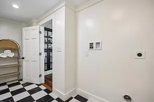 254 Russell St, Woburn, MA 01801 - Photo 20