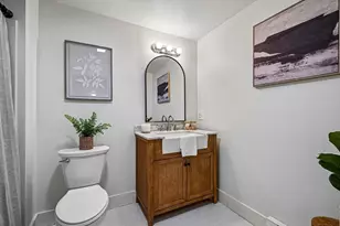 254 Russell St, Woburn, MA 01801 - Photo 26