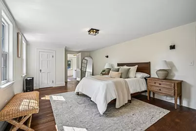 254 Russell St, Woburn, MA 01801 - Photo 22