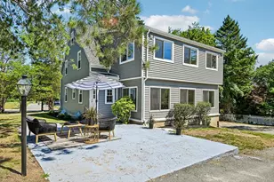 254 Russell St, Woburn, MA 01801 - Photo 34