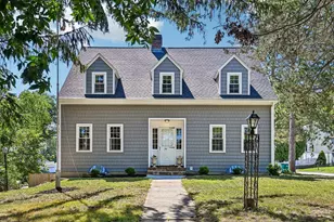 254 Russell St, Woburn, MA 01801 - Photo 1
