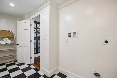 254 Russell St, Woburn, MA 01801 - Photo 20