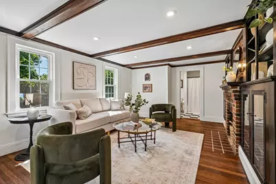 254 Russell St, Woburn, MA 01801 - Photo 6