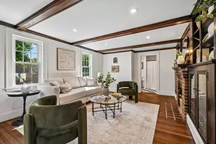 254 Russell St, Woburn, MA 01801 - Photo 6