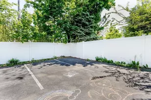 18 Kittredge St, Boston, MA 02131 - Photo 14