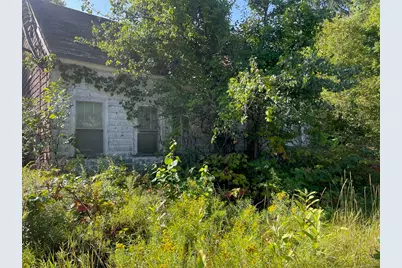 16 Liberty St, Templeton, MA 01436 - Photo 1
