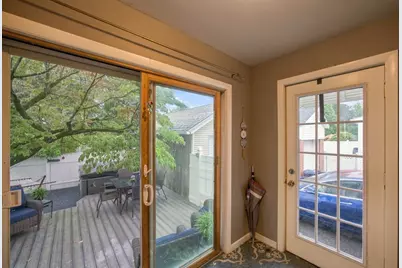 90 Bonneville Ave, Chicopee, MA 01013 - Photo 36