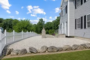 3 Moore Dr, Millbury, MA 01527 - Photo 2