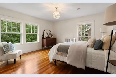 855 Commonwealth Ave, Newton, MA 02459 - Photo 18