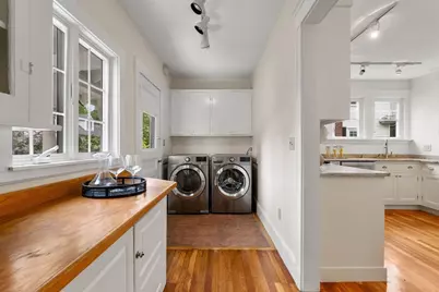 855 Commonwealth Ave, Newton, MA 02459 - Photo 10