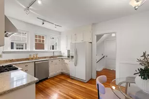 855 Commonwealth Ave, Newton, MA 02459 - Photo 6