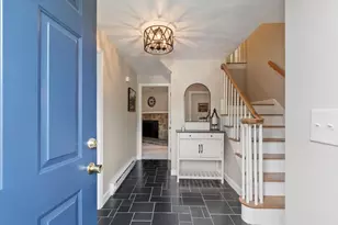 4 Lantern Ln, Shrewsbury, MA 01545 - Photo 8