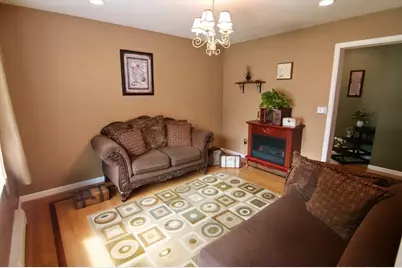 9 Zamora St, Saugus, MA 01906 - Photo 18