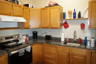170 Middleboro Ave, Taunton, MA 02718 - Photo 4