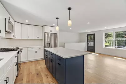 63 Maplewood Dr, Townsend, MA 01469 - Photo 8