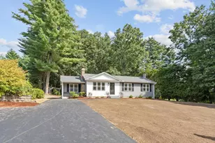63 Maplewood Dr, Townsend, MA 01469 - Photo 2
