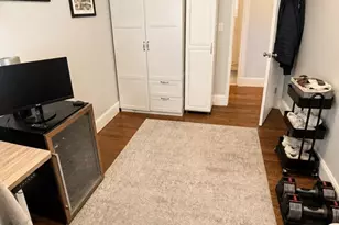 22 Santuit St, Boston, MA 02124 - Photo 12