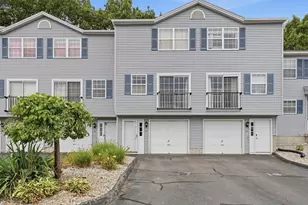17 Waters Edge, Ludlow, MA 01056 - Photo 1