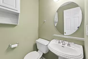 17 Waters Edge, Ludlow, MA 01056 - Photo 12