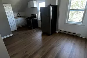 404 Bradford Ave, Fall River, MA 02721 - Photo 12