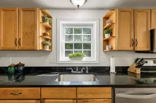 197 Grapevine, Dunbarton, NH 03046 - Photo 12