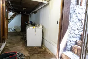 35 Peck St, Attleboro, MA 02703 - Photo 28