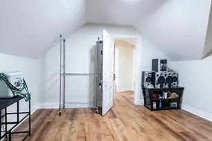 35 Peck St, Attleboro, MA 02703 - Photo 20