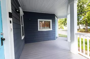 35 Peck St, Attleboro, MA 02703 - Photo 2