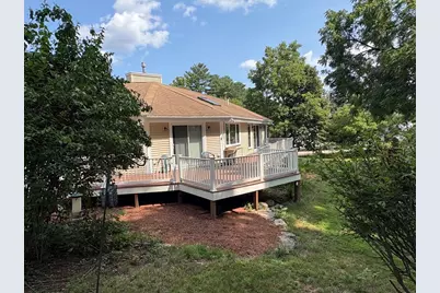 32 Station Ave, Upton, MA 01568 - Photo 4