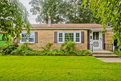 67 Warwick Rd, Chicopee, MA 01020 - Photo 1