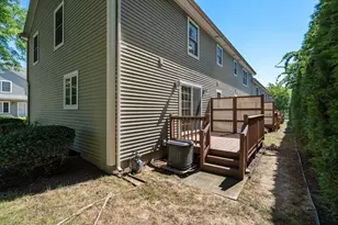 19 Gerard Ln, Chicopee, MA 01020 - Photo 24