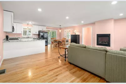 42 Highfield Drive, Southbridge, MA 01550 - Photo 4
