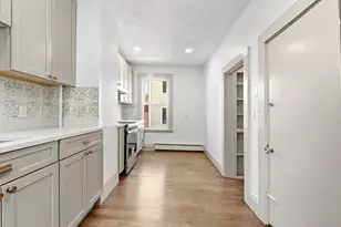 8-10 Carlton St, Somerville, MA 02143 - Photo 4