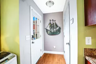 118 Parker St, New Bedford, MA 02740 - Photo 8