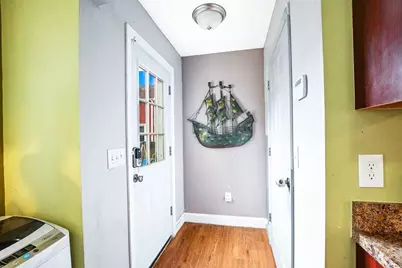 118 Parker St, New Bedford, MA 02740 - Photo 8