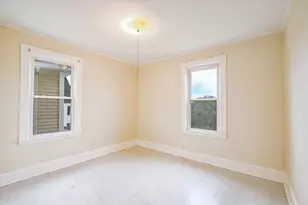 82 Eugenia St, New Bedford, MA 02745 - Photo 10