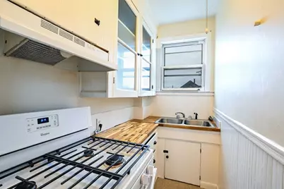 82 Eugenia St, New Bedford, MA 02745 - Photo 8