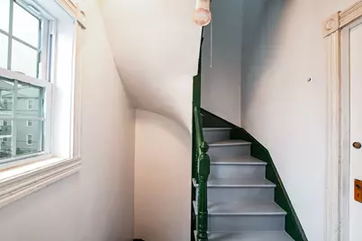 82 Eugenia St, New Bedford, MA 02745 - Photo 18