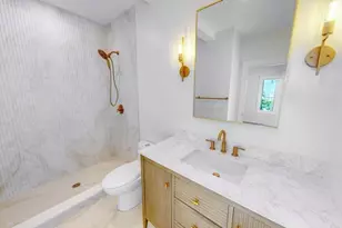139 Sycamore St, Somerville, MA 02145 - Photo 12