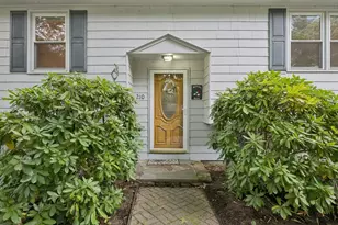 210 Chamberlain St, Holliston, MA 01746 - Photo 2