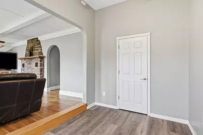 142 Cooper, Agawam, MA 01001 - Photo 4