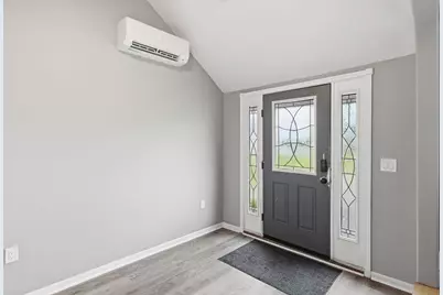 142 Cooper, Agawam, MA 01001 - Photo 2