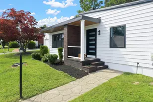 21 Hilltop Rd, Dartmouth, MA 02747 - Photo 4