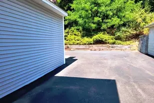 253 June St, Worcester, MA 01602 - Photo 36