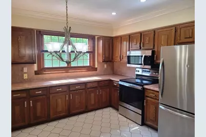 253 June St #1, Worcester, MA 01602 - Photo 2