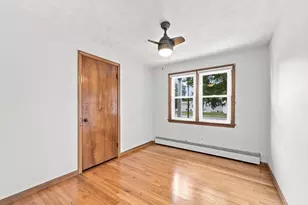 111 Florida Dr, Agawam, MA 01001 - Photo 16
