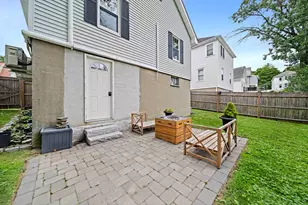 18 Thurlow St, Boston, MA 02132 - Photo 26