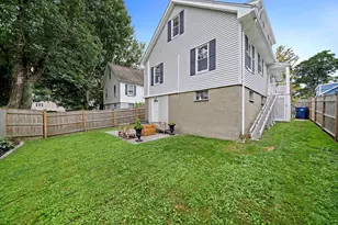 18 Thurlow St, Boston, MA 02132 - Photo 26