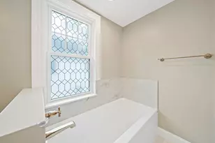 18 Thurlow St, Boston, MA 02132 - Photo 24